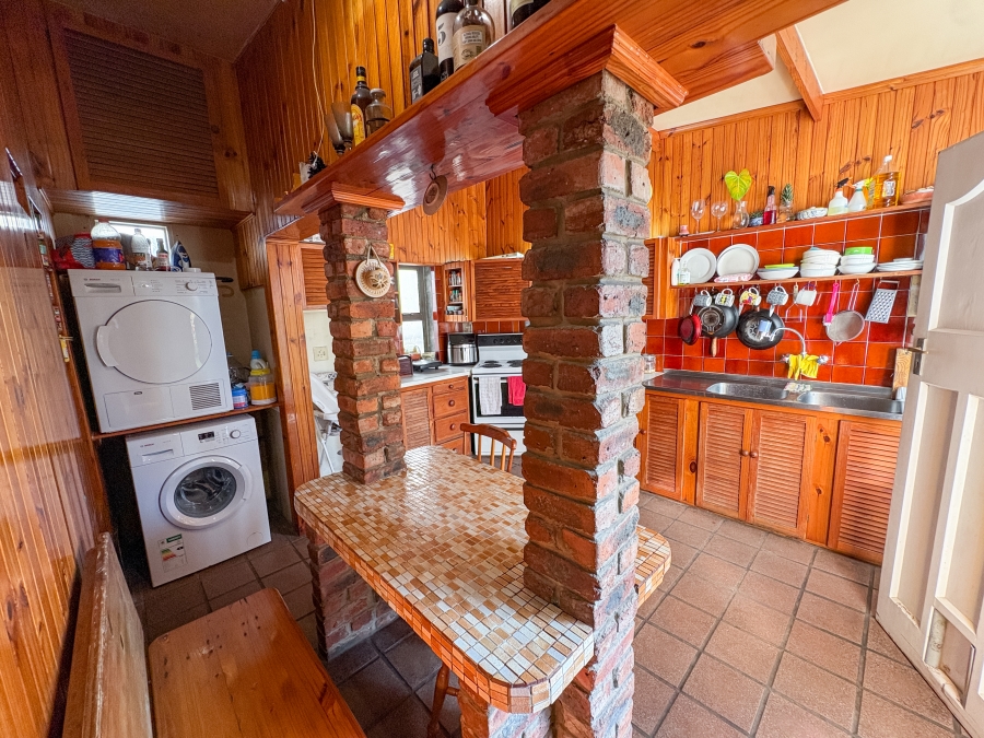 5 Bedroom Property for Sale in Quigney Eastern Cape